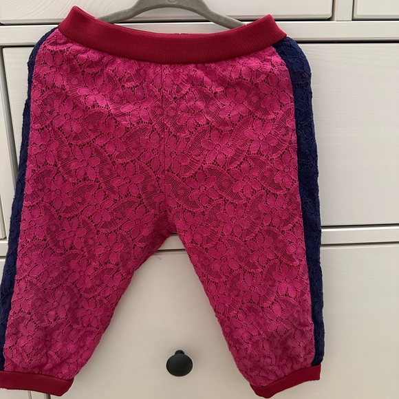 Gucci toddler lace jogging suit. - Picture 5 of 8